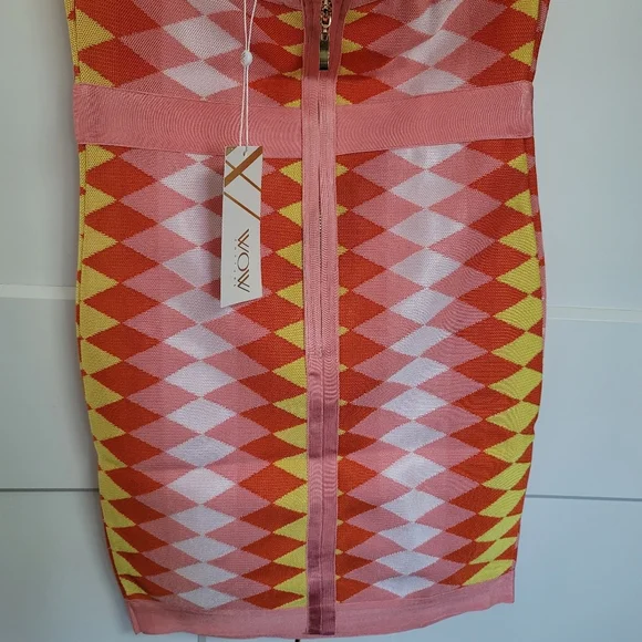 Wow couture bodycon dress - Picture 9 of 9